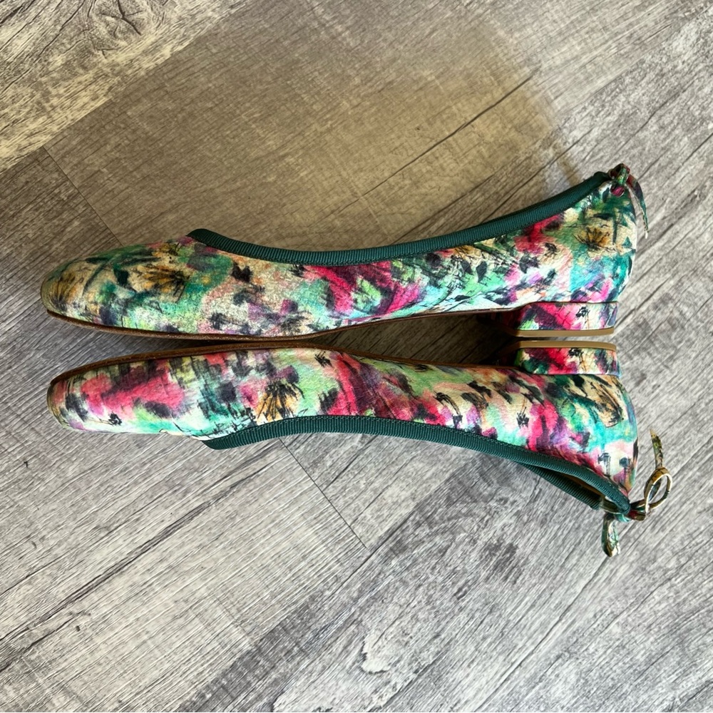 Stuart Weitzman Ballet Flats In Bright Crayon Nap… - image 5